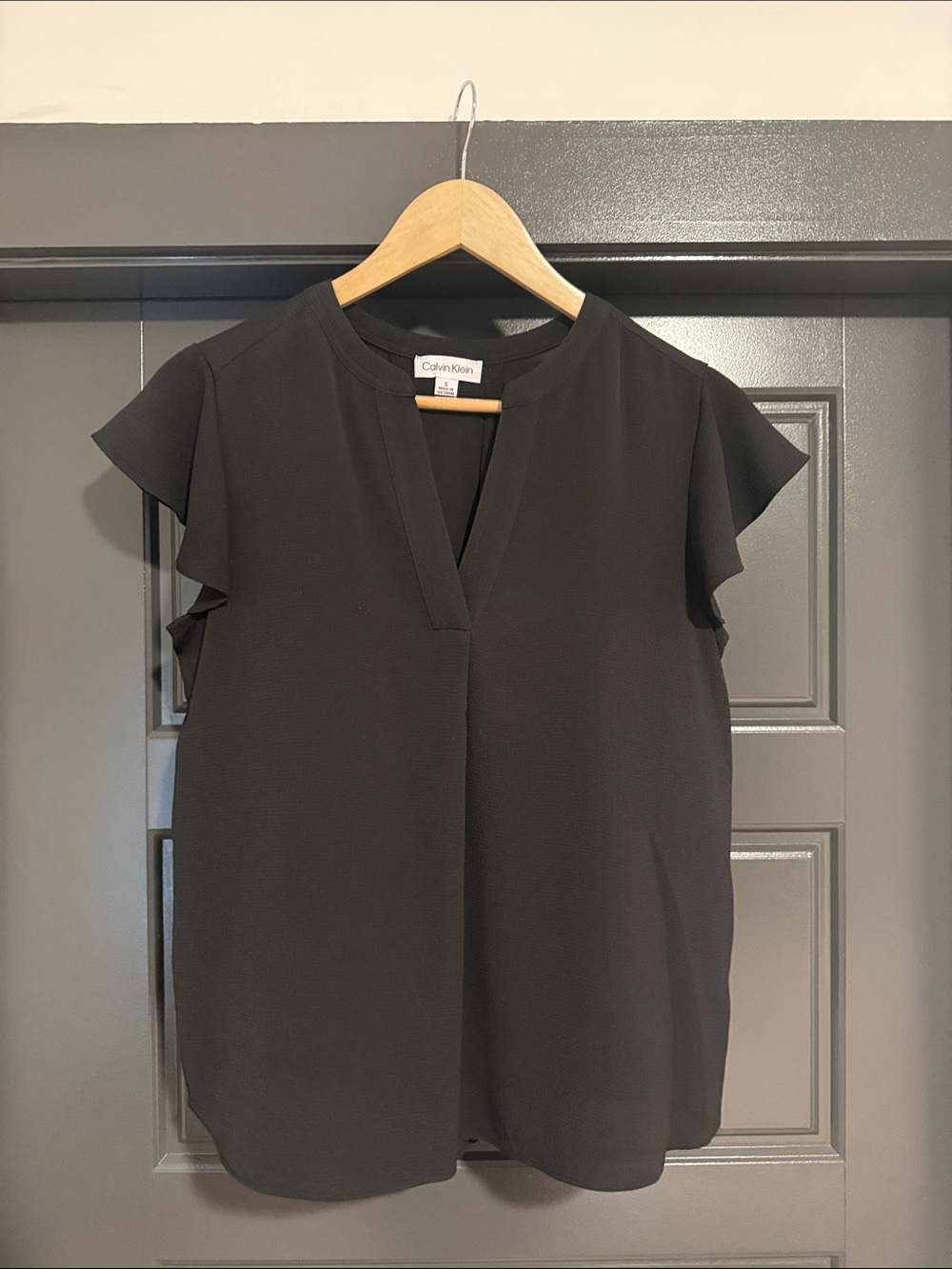 Calvin Klein Black Split-Neck Flutter Sleeve Blouse